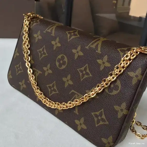 First bag ru FELICIE Louis Vuitton POCHETTE 0611
